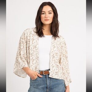 Kismet Open Front Waist Length Kimono, size M/L